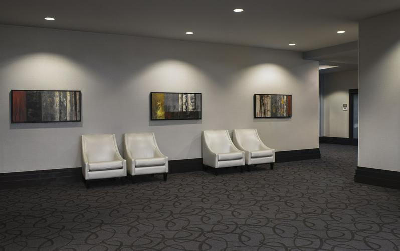 Hilton Airport 4*